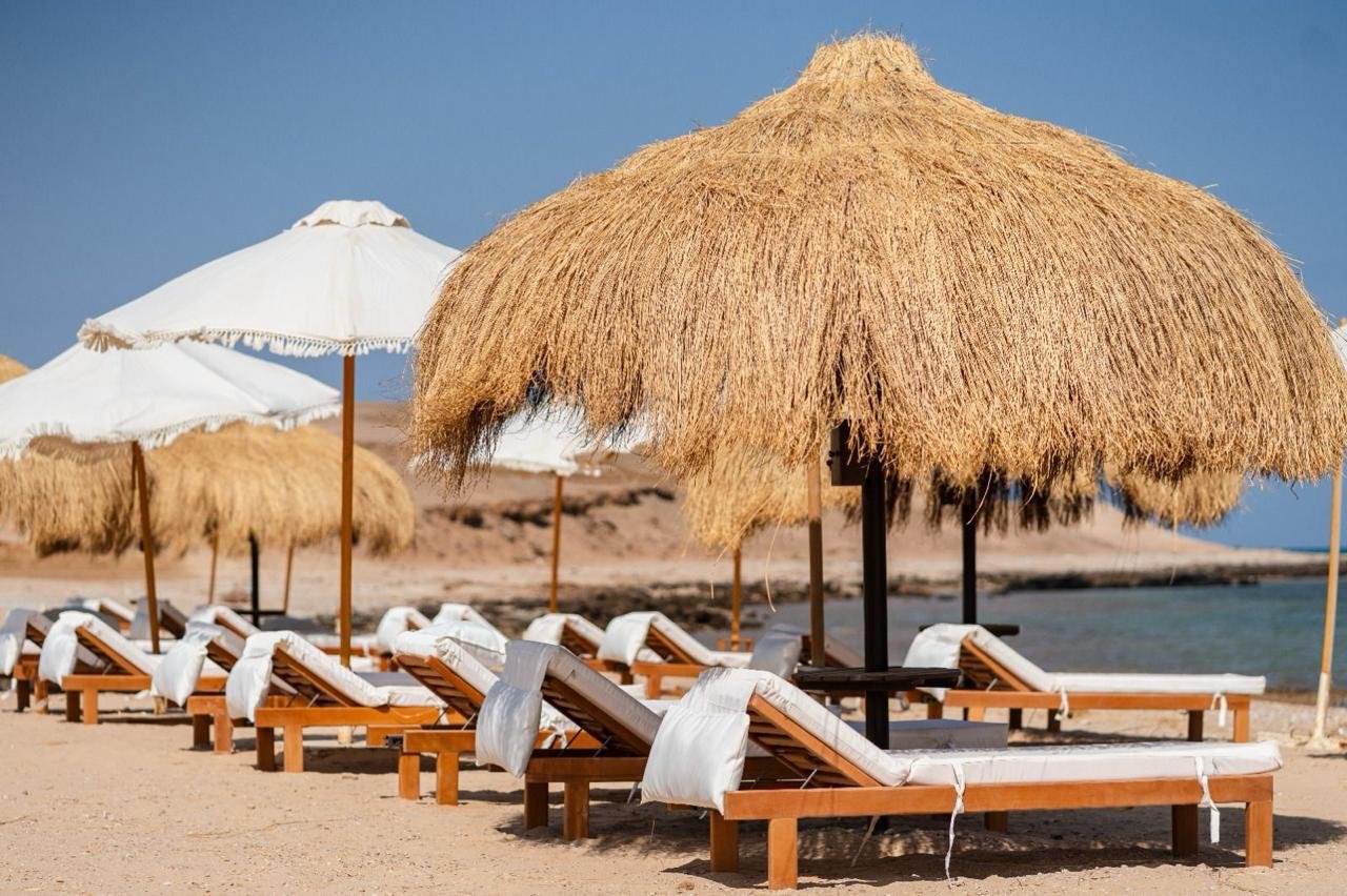 قرية بوهو العين السخنة