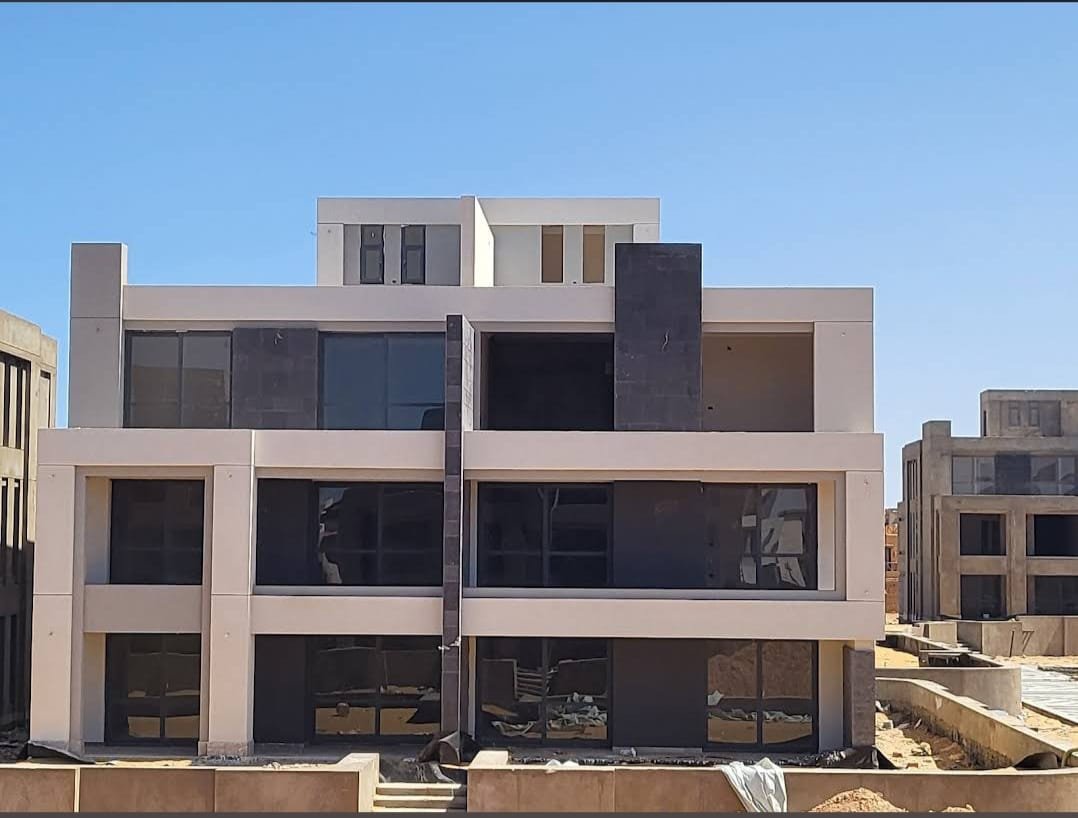 la vista ray ain sokhna